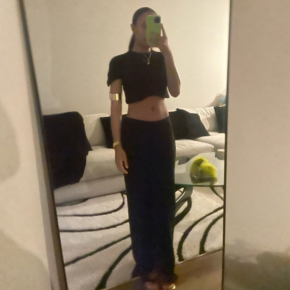 Black Two Piece FN Set - Picture 4 of 4